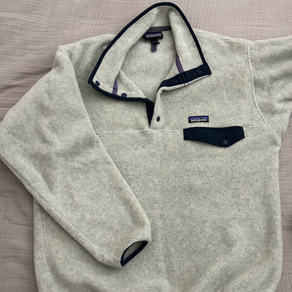 Patagonia Synchilla Cream Fleece with Navy Trim